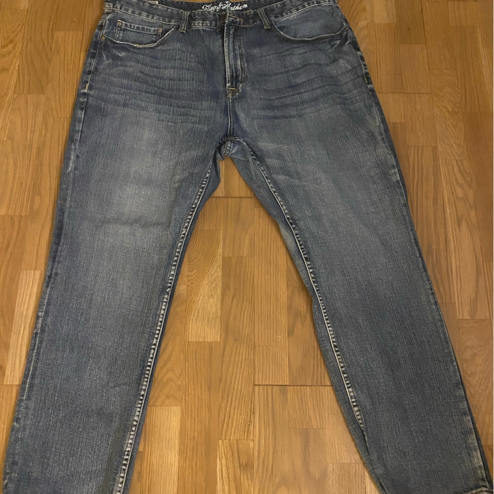 Flag & Anthem Mens jeans. Great condition!